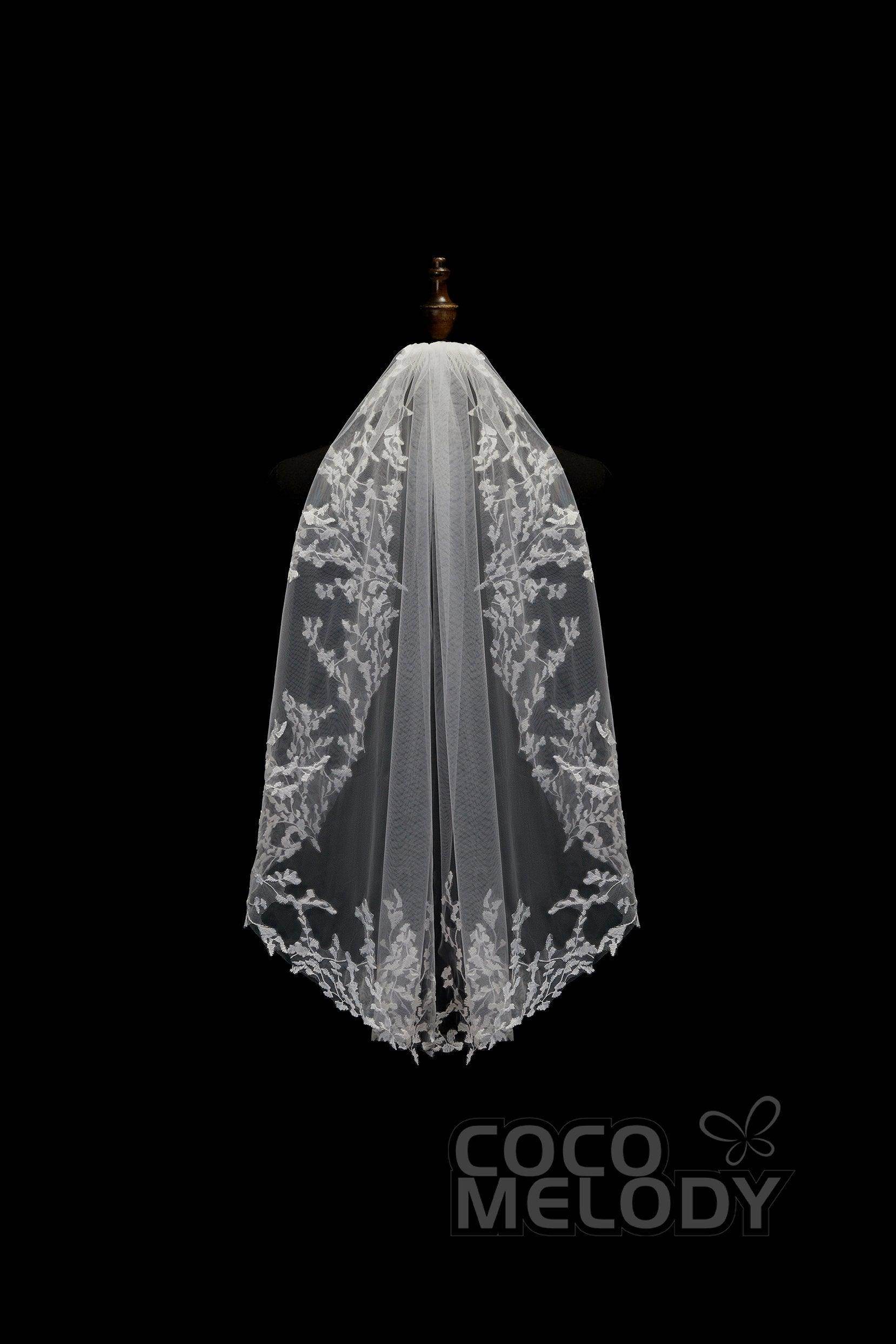 One-tier Lace Edge Tulle Hip Veils with Appliques AV180003 - COCOMELODY